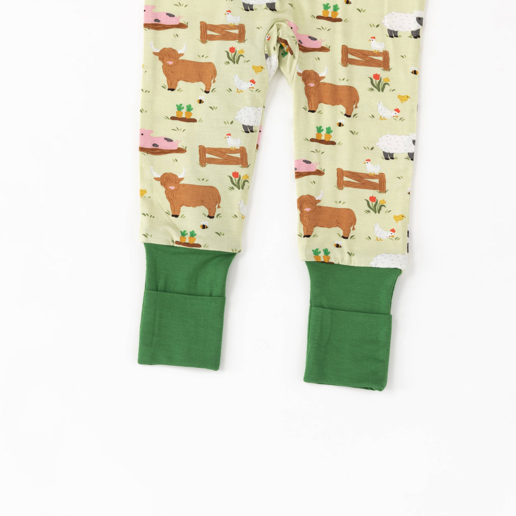 Little Moo Farm (Convertible Zip Footies)