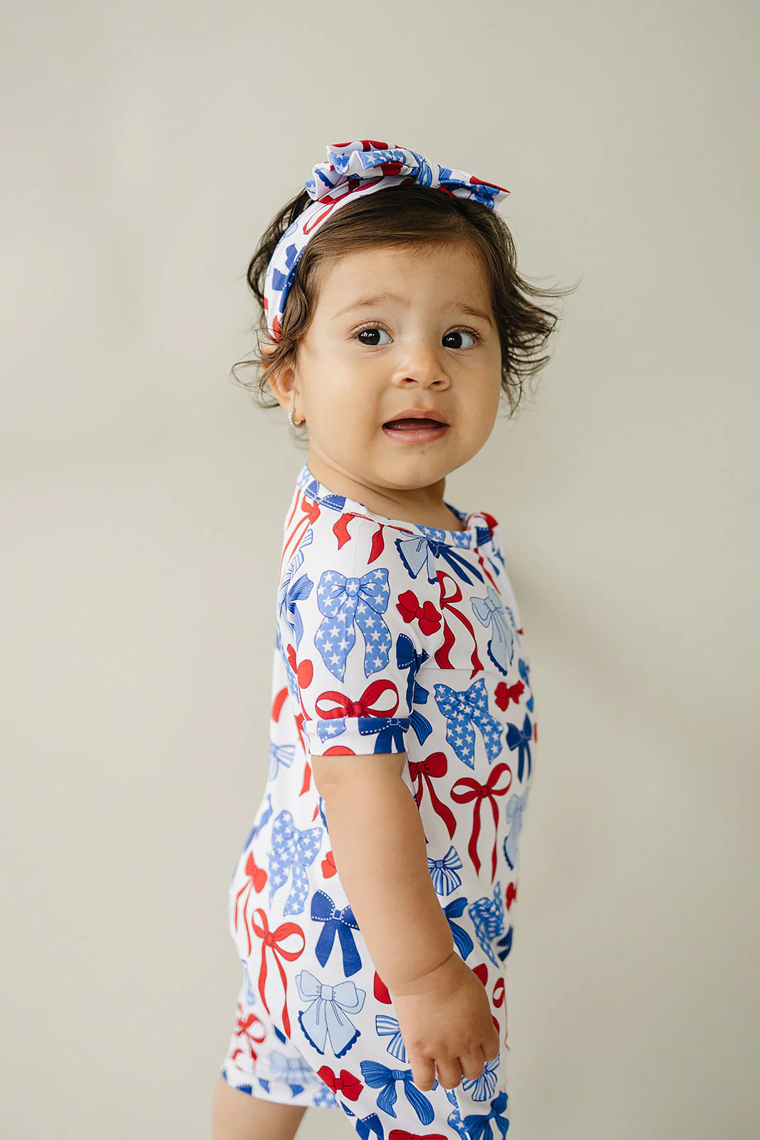 Red White and Bows by Lucky Panda Kids